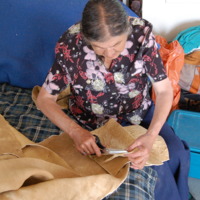 12 transformation de la peau d'orignal (491).jpg