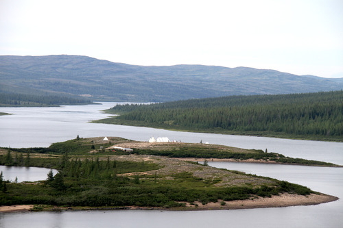 Campement site sacré Mushau nipi.jpg