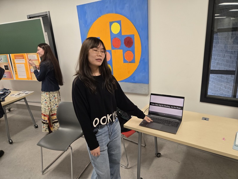 Yuyang Yoko Ono photo.jpg Yuyang Yoko Ono photo.jpg