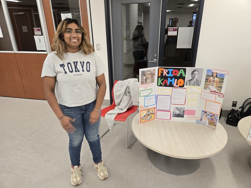 Sofia Frida Kahlo photo.jpg Sofia Frida Kahlo photo.jpg