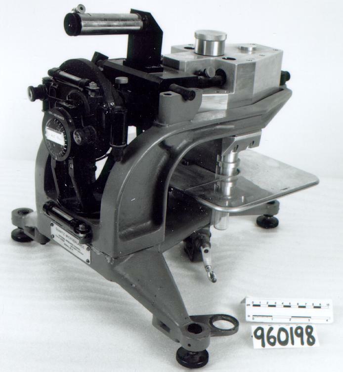 1996.0198 - Microbalance - 2