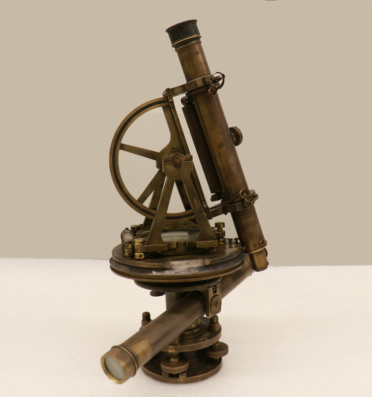 1968.0387 - Theodolite - 5