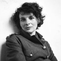 Juliette Binoche in Costume, photograph by Brigitte Lacombe, 1995.png