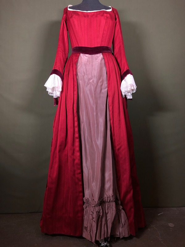 UO-LC-NAC-costume_collection-DorabellaRed_1972-1.JPG