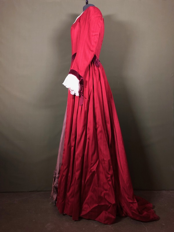 UO-LC-NAC-costume_collection-DorabellaRed_1972-2.JPG