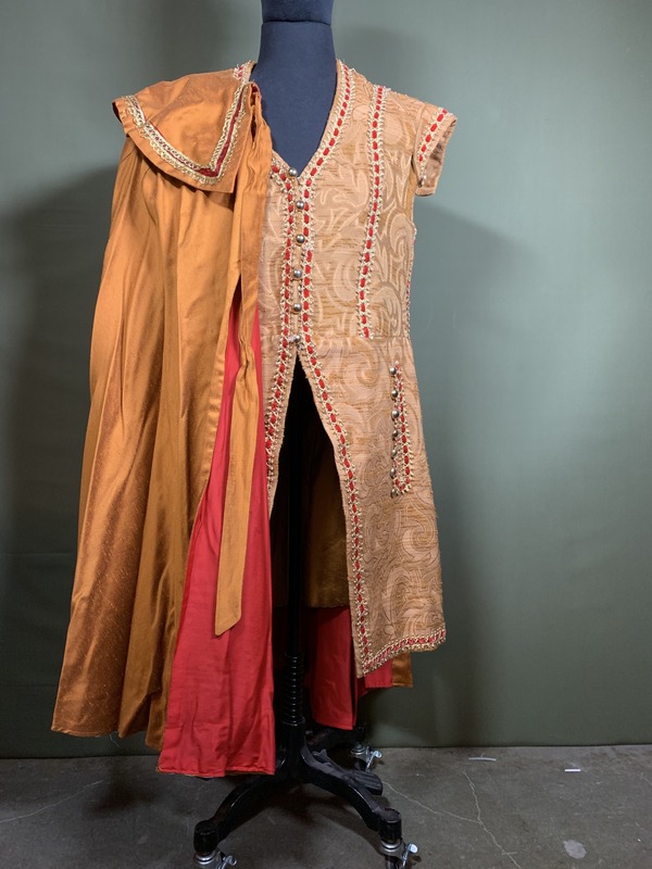 UO-LC-NAC-costume_collection-Disguise-1972-1.jpg