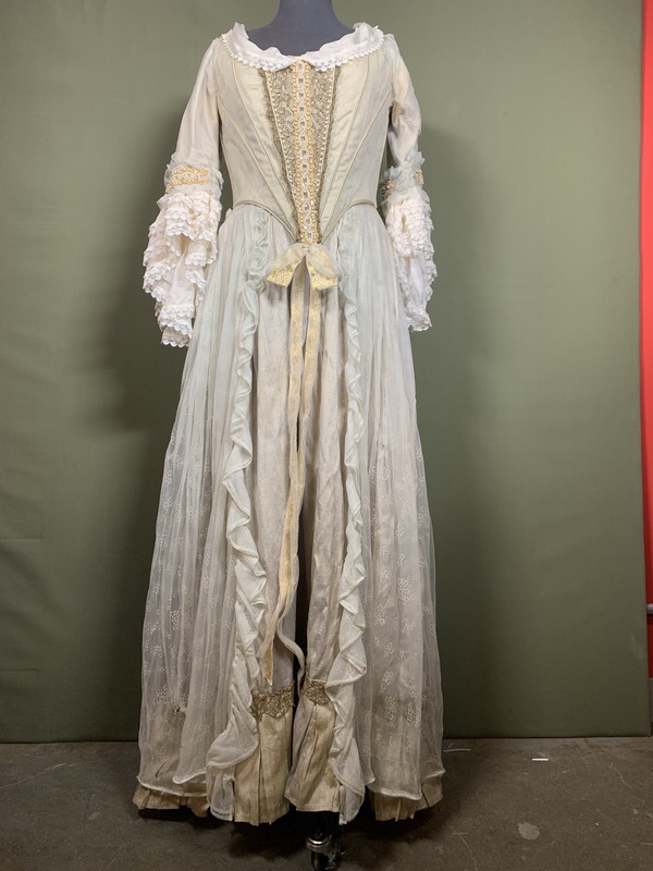 UO-LC-NAC-costume_collection-DorabellaGreen_1972-1.jpg