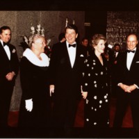 Photo of Ronald and Nancy Reagan, President and First Lady of the United States of America, with Canadian Prime Minister Pierre Elliot Trudeau, Chair of the NAC Board of Directors Pauline MacGibbon, and Director General of the NAC Donald MacSween