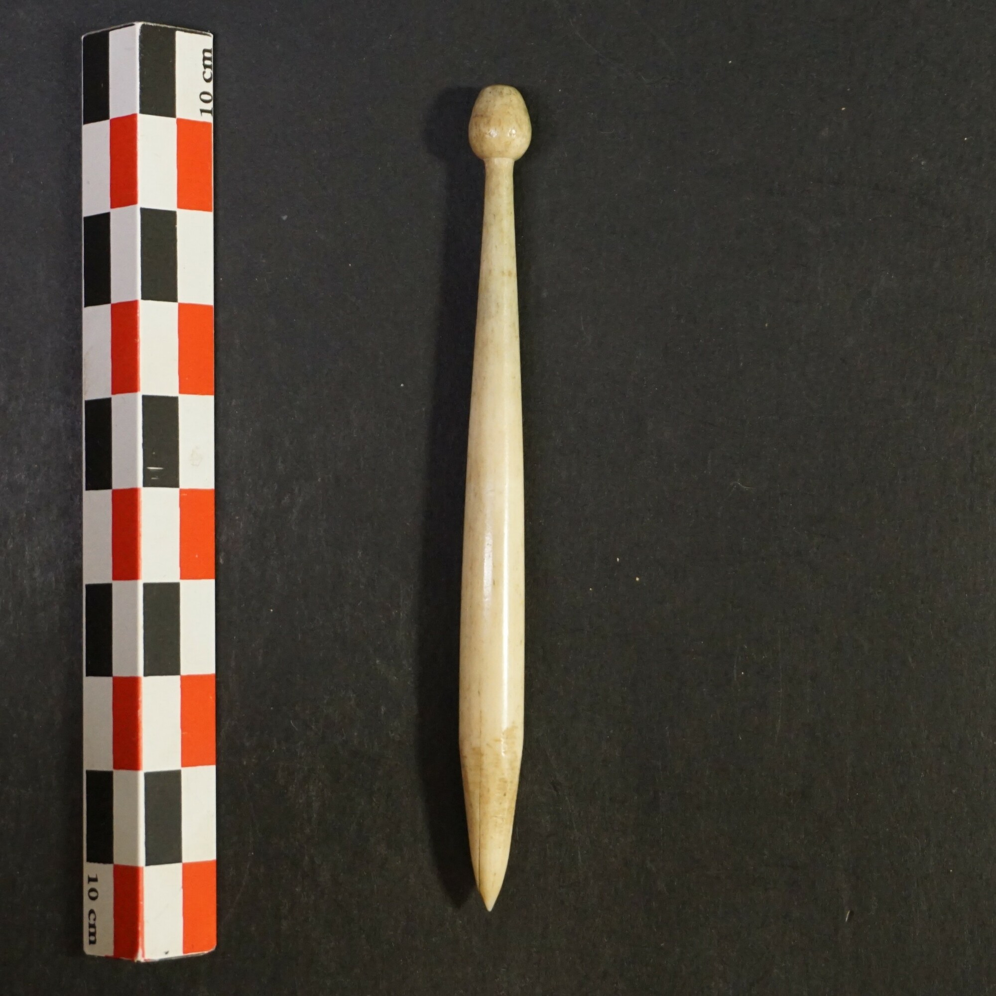 UO-MCA-L05-02-27.JPG UO-MCA-L05-02-27.JPG