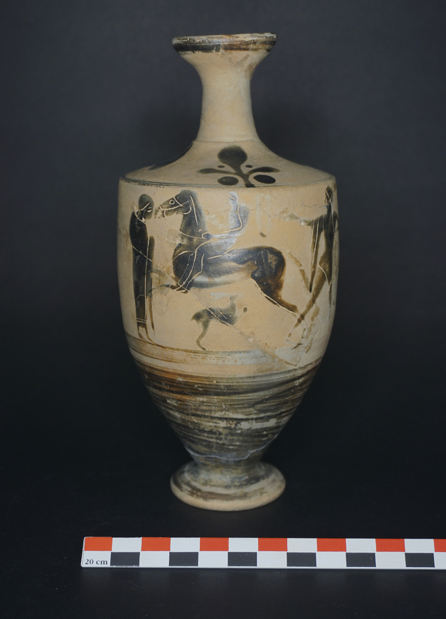 UO-MCA-985-1-1-01.jpg UO-MCA-985-1-1-01.jpg