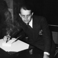 André_Malraux_1933.jpg