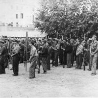 Members_of_an_international_battalion_in_the_football_field_of_Marçà.jpg