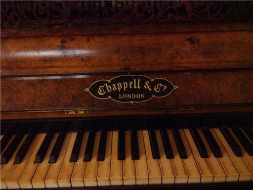 xchappell_piano_4_v_1401706444.jpg.pagespeed.ic.dVMeRrTPab.jpg